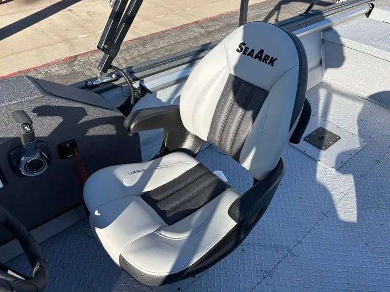 Slide: The Image of SeaArk Protege 240 2026 - 24