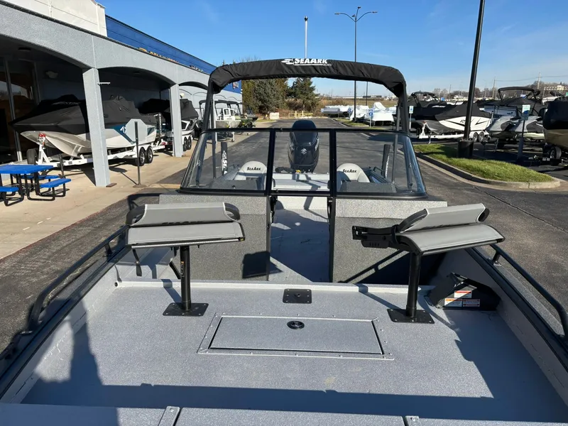 Slide: The Image of SeaArk Protege 240 2026 - 7