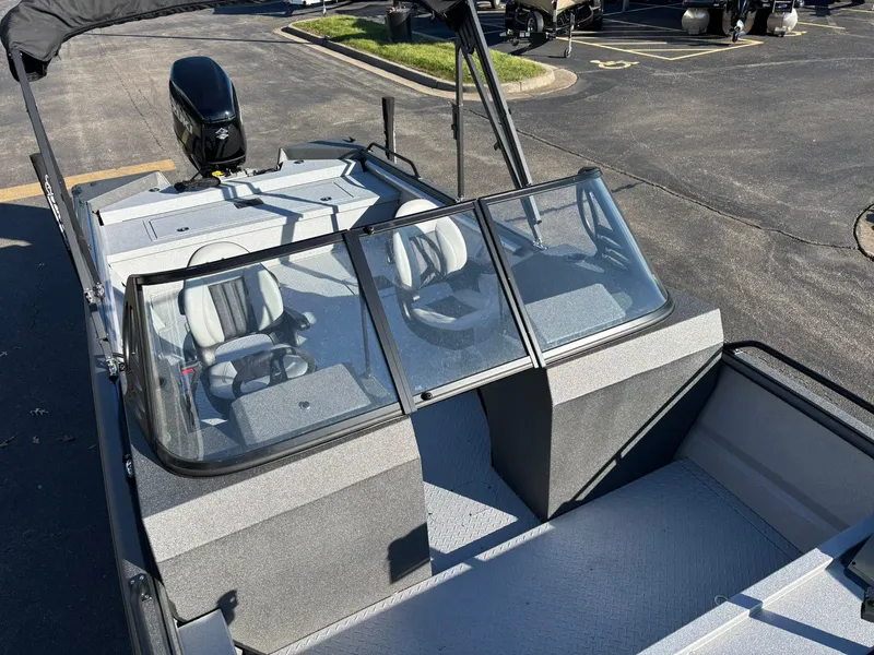 Slide: The Image of SeaArk Protege 240 2026 - 8