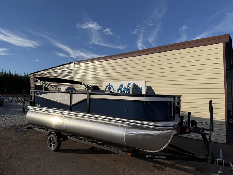 The Image of Lowe LF 172 2026 - 1