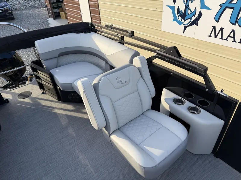 Slide: The Image of Lowe Ss 230 2026 - 7