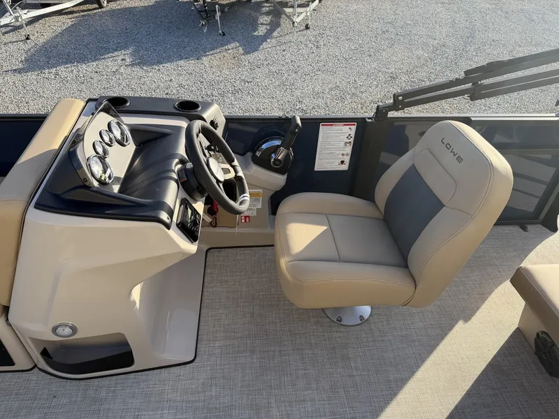 Slide: The Image of Lowe LF 172 2026 - 4