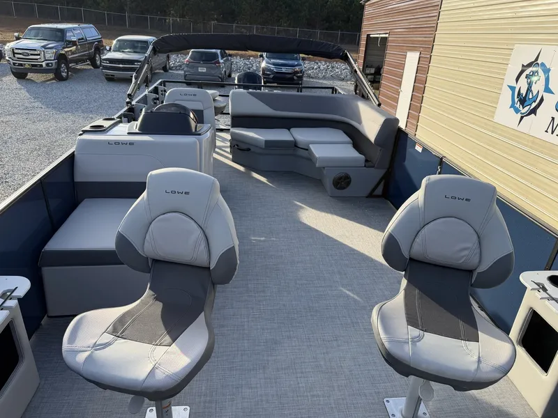 Slide: The Image of Lowe LF 172 2026 - 9