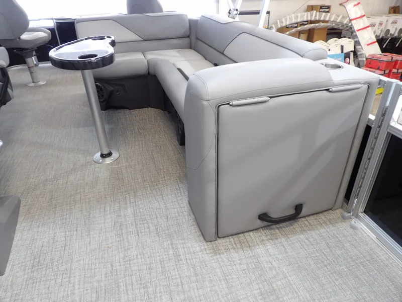 Slide: The Image of Avalon Venture 85 Rear Fish - 21' 2026 - 14