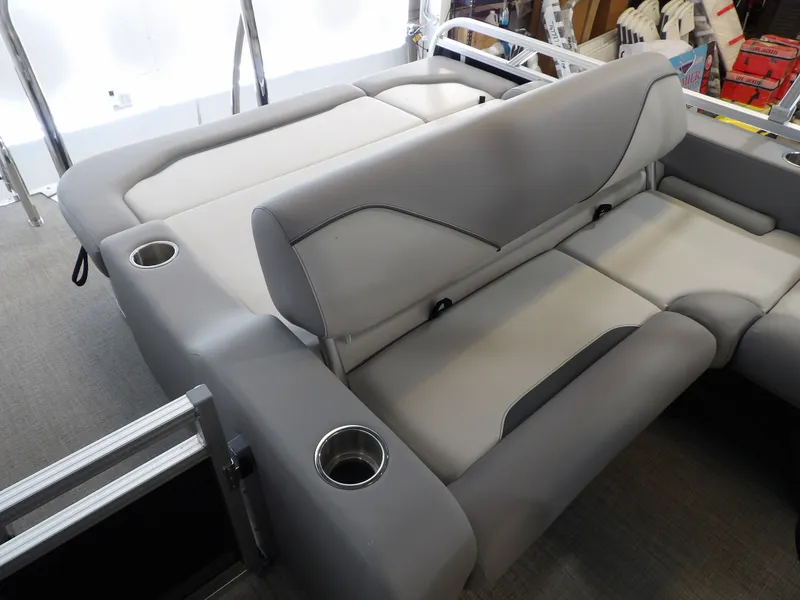 Slide: The Image of Avalon VNT VRB21 2026 - 38