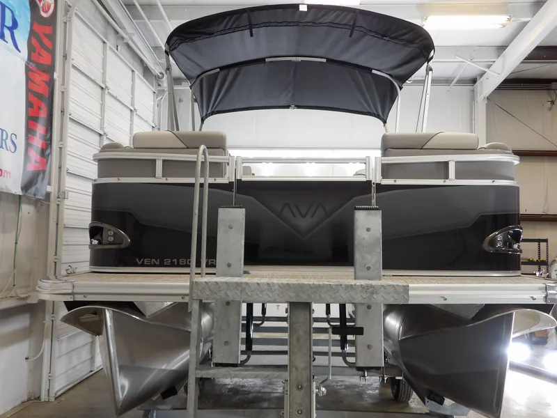 Slide: The Image of Avalon VNT VRB21 2026 - 6