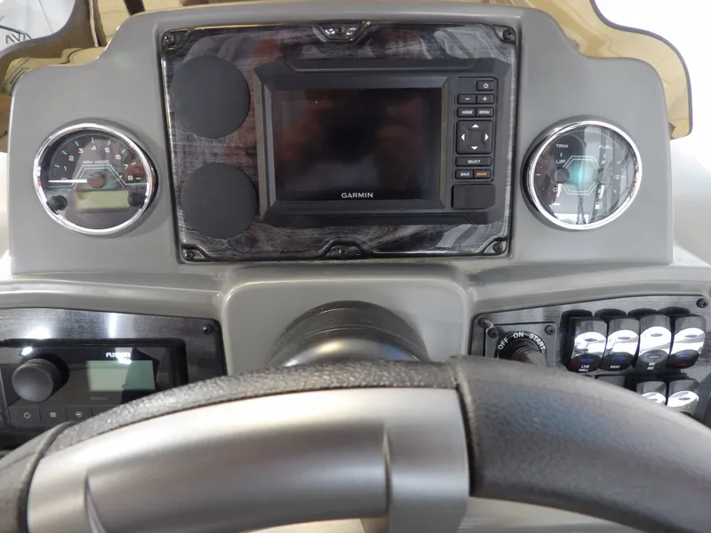 Slide: The Image of Avalon Venture 85 Rear Fish - 21' 2026 - 23