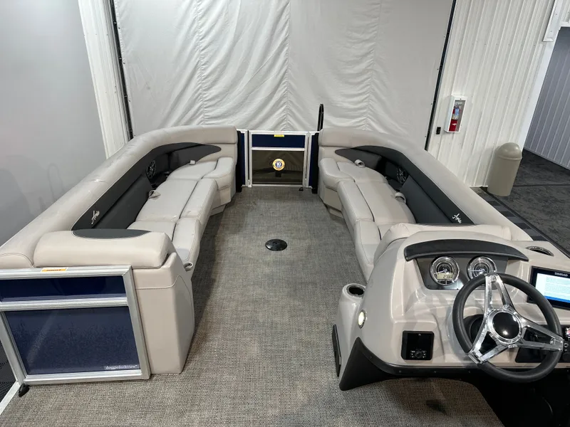 Slide: The Image of Barletta Aria 24UC 2025 - 13