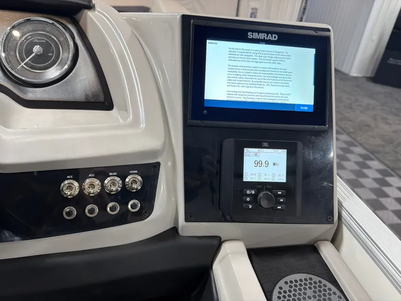 Slide: The Image of Barletta Cabrio 24UC 2025 - 17