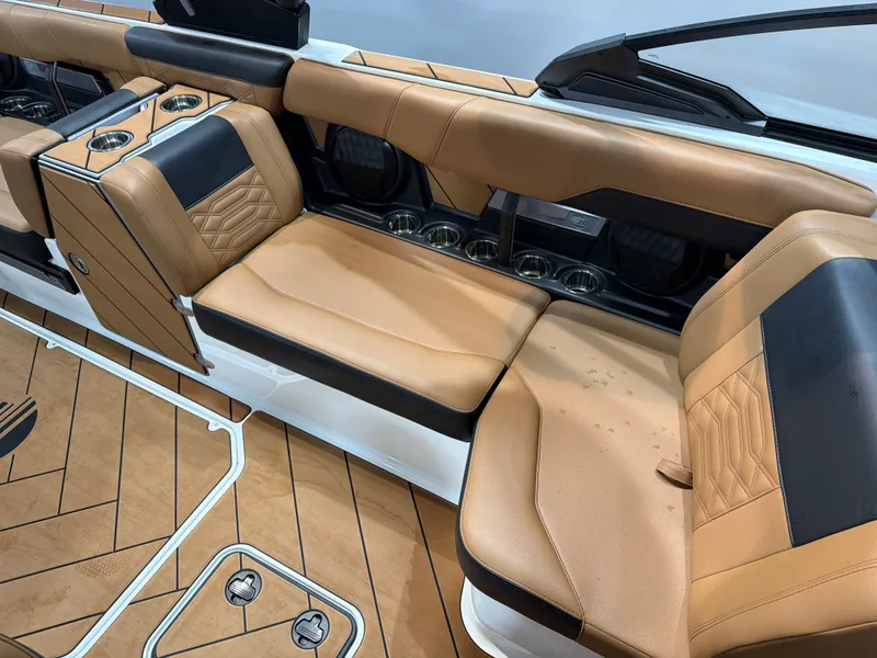 Slide: The Image of Malibu 26 LSV 2025 - 12