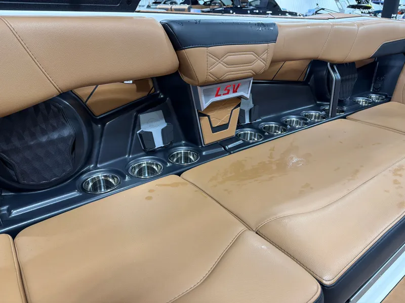 Slide: The Image of Malibu 26 LSV 2025 - 17