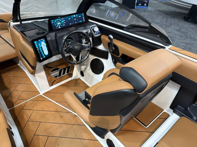 Slide: The Image of Malibu 26 LSV 2025 - 19