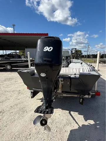 Slide: The Image of Duracraft 18 Center Console 2006 - 3