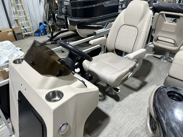 Slide: The Image of Tahoe GRAND ISLAND 2021 - 20