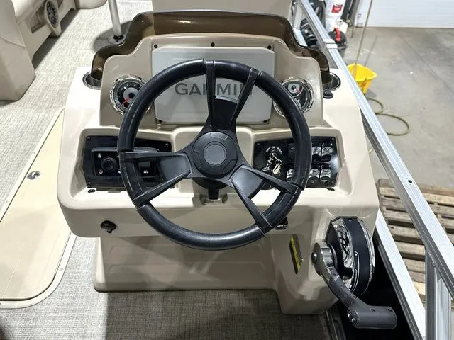 Slide: The Image of Tahoe GRAND ISLAND 2021 - 24