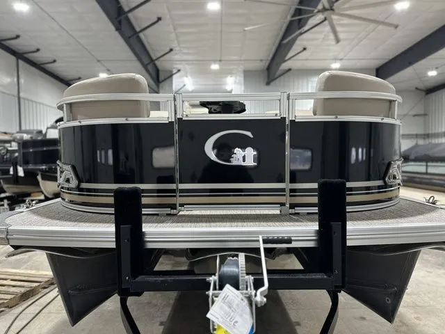 Slide: The Image of Tahoe GRAND ISLAND 2021 - 28