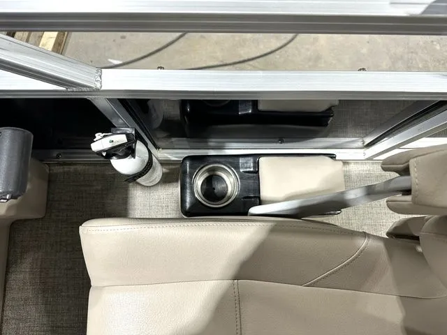 Slide: The Image of Tahoe GRAND ISLAND 2021 - 30