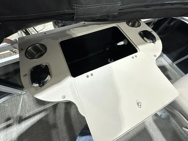 Slide: The Image of Tahoe GRAND ISLAND 2021 - 35