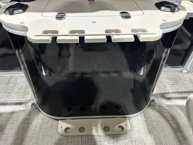 Slide: The Image of Tahoe GRAND ISLAND 2021 - 36