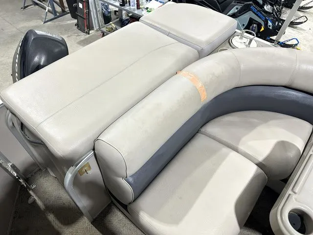 Slide: The Image of Premier 220 SunSation 2013 - 10