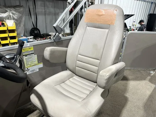 Slide: The Image of Premier 220 SunSation 2013 - 20