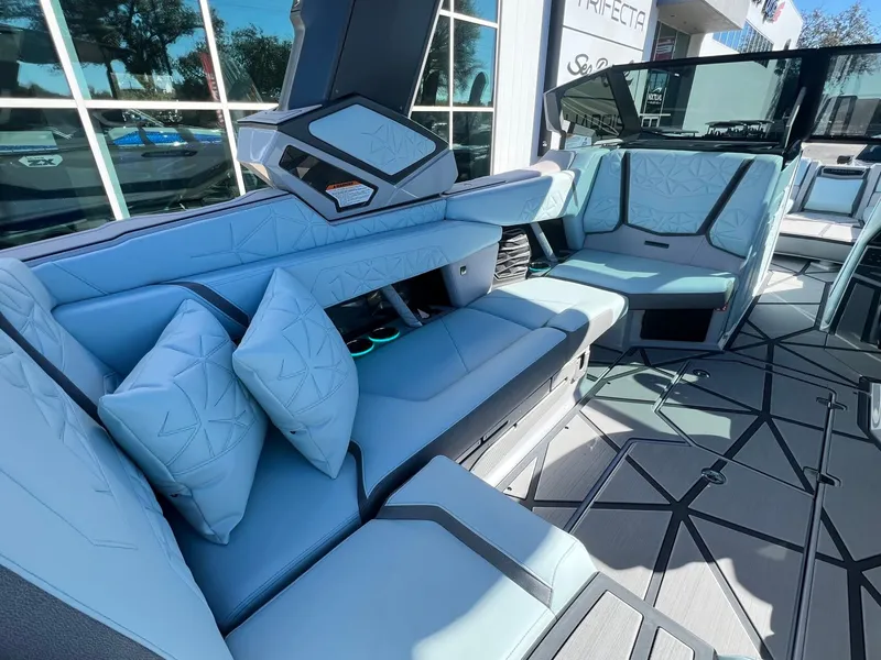 Slide: The Image of Nautique Super Air Nautique G23 Paragon 2026 - 22