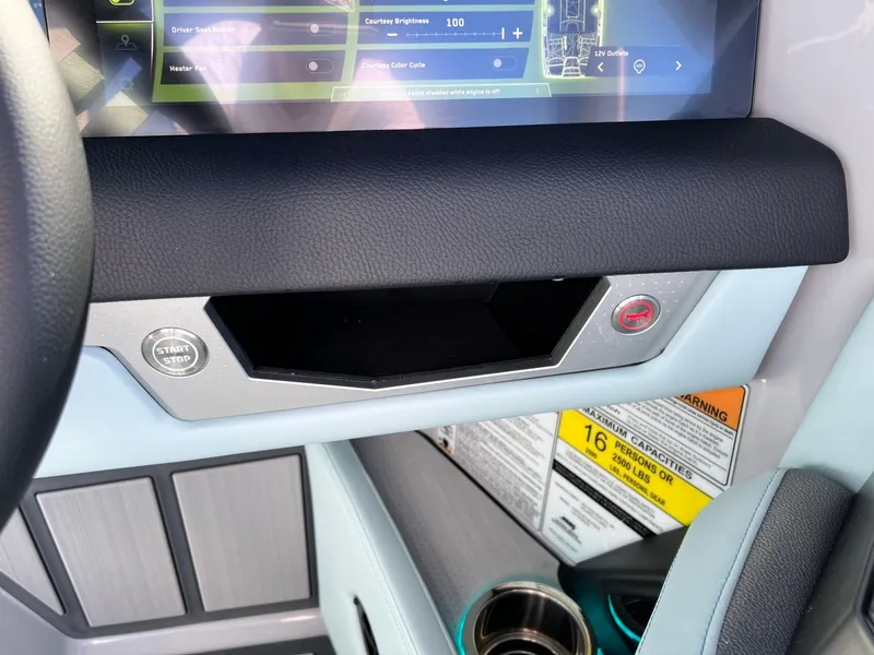 Slide: The Image of Nautique Super Air Nautique G23 Paragon 2026 - 38