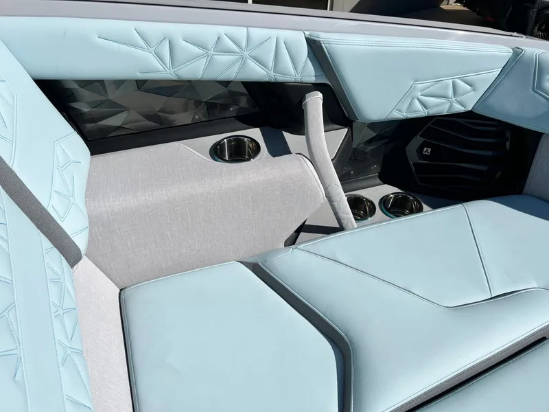 Slide: The Image of Nautique Super Air Nautique G23 Paragon 2026 - 51