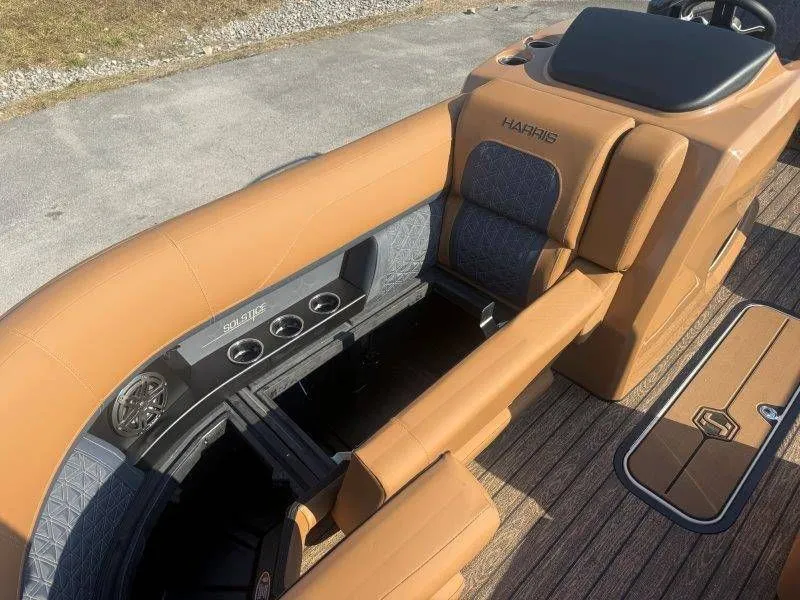 Slide: The Image of Harris Solstice 230 SLDH 2026 - 21