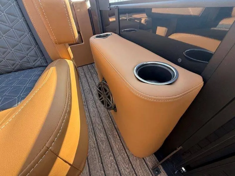 Slide: The Image of Harris Solstice 230 SLDH 2026 - 44