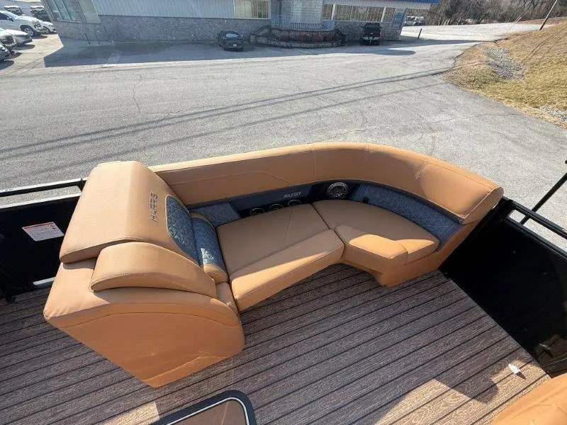 Slide: The Image of Harris Solstice 230 SLDH 2026 - 47