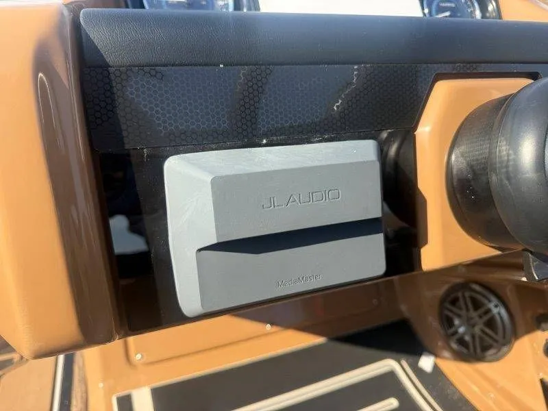 Slide: The Image of Harris Solstice 230 SLDH 2026 - 49