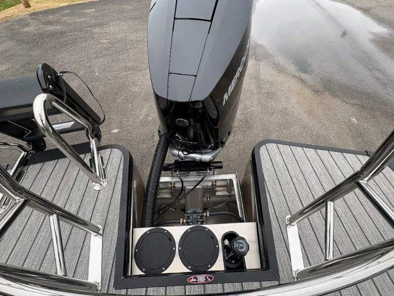 Slide: The Image of Harris Solstice 250 SLDH 2026 - 16