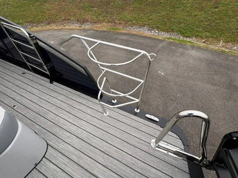 Slide: The Image of Harris Solstice 250 SLDH 2026 - 20