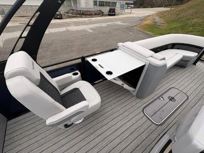 Slide: The Image of Harris Solstice 250 SLDH 2026 - 22