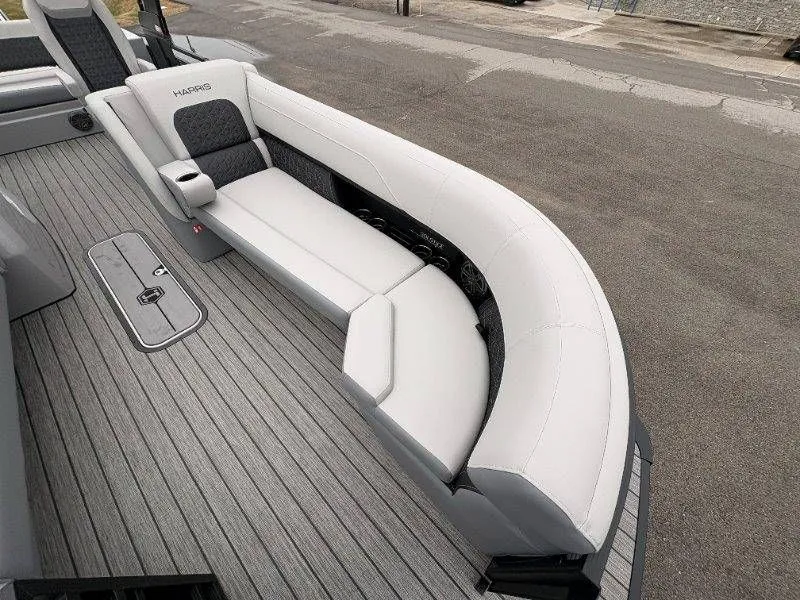 Slide: The Image of Harris Solstice 250 SLDH 2026 - 26