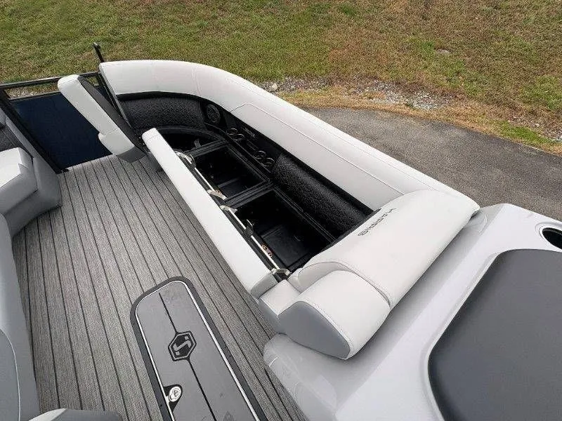 Slide: The Image of Harris Solstice 250 SLDH 2026 - 30