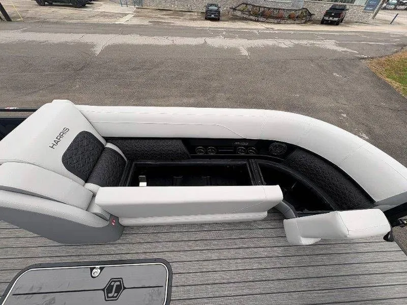 Slide: The Image of Harris Solstice 250 SLDH 2026 - 31