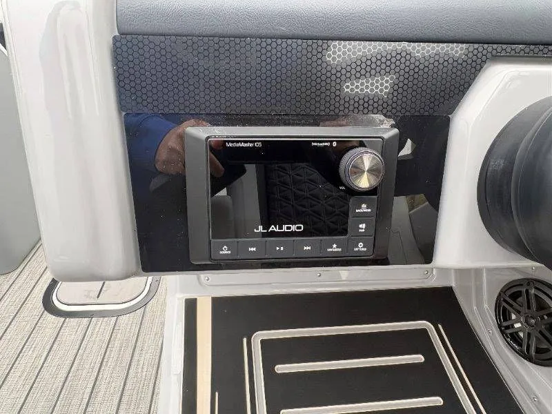 Slide: The Image of Harris Solstice 250 SLDH 2026 - 47