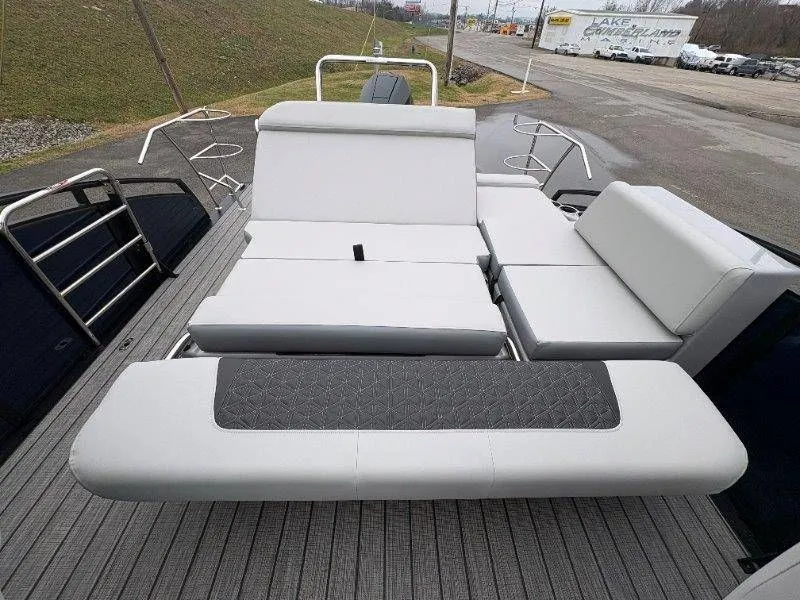 Slide: The Image of Harris Solstice 250 SLDH 2026 - 68