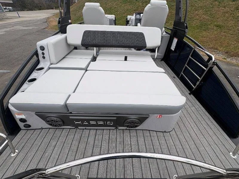 Slide: The Image of Harris Solstice 250 SLDH 2026 - 76