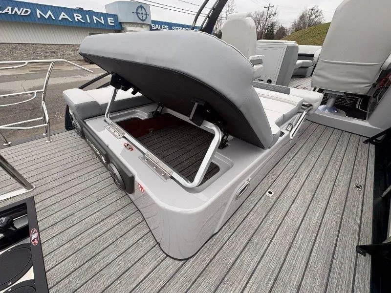 Slide: The Image of Harris Solstice 250 SLDH 2026 - 77