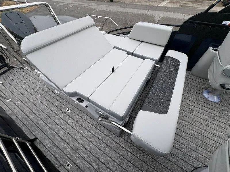 Slide: The Image of Harris Solstice 250 SLDH 2026 - 80