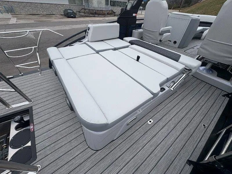 Slide: The Image of Harris Solstice 250 SLDH 2026 - 86