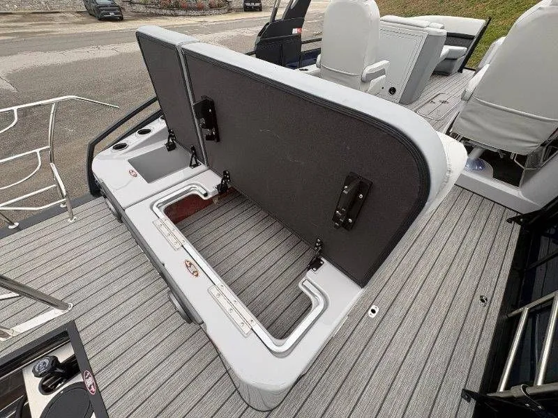 Slide: The Image of Harris Solstice 250 SLDH 2026 - 90