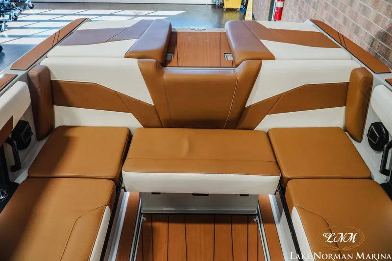 Slide: The Image of Luxurious seating in the 2026 Axis T250 boat at Lake Norman Marina. - 19