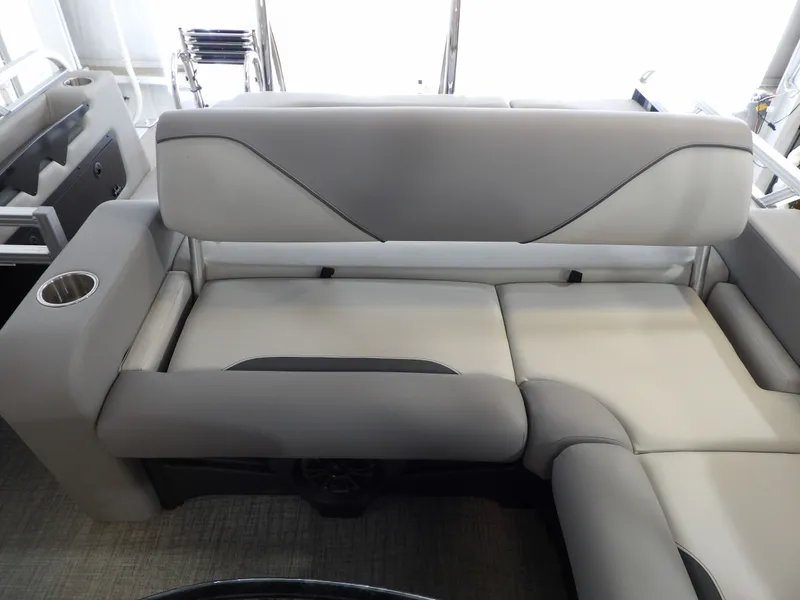 Slide: The Image of Avalon VNT VRB21 2026 - 26