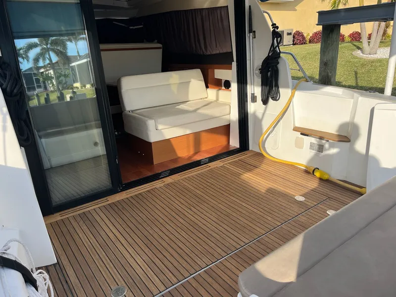 Slide: The Image of Jeanneau NC 11 2014 - 27