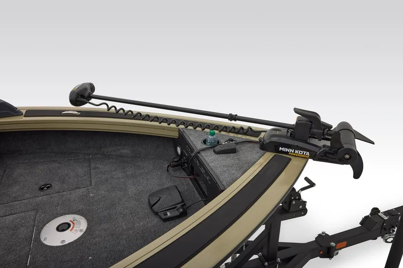 Slide: The Image of 2026 Tracker Targa V-18 Combo boat interior with Minn Kota trolling motor. - 15