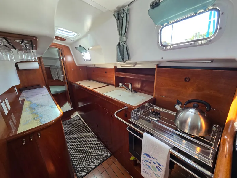 Slide: The Image of Beneteau Oceanis 36 CC 2001 - 26